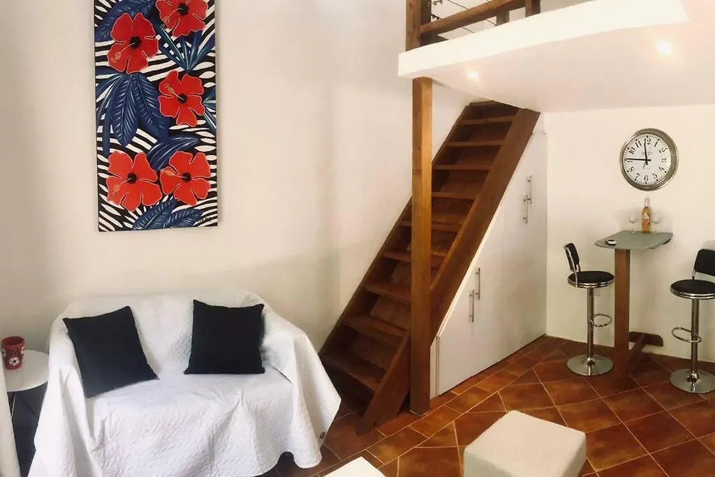 Beautiful Apartment Willemstad