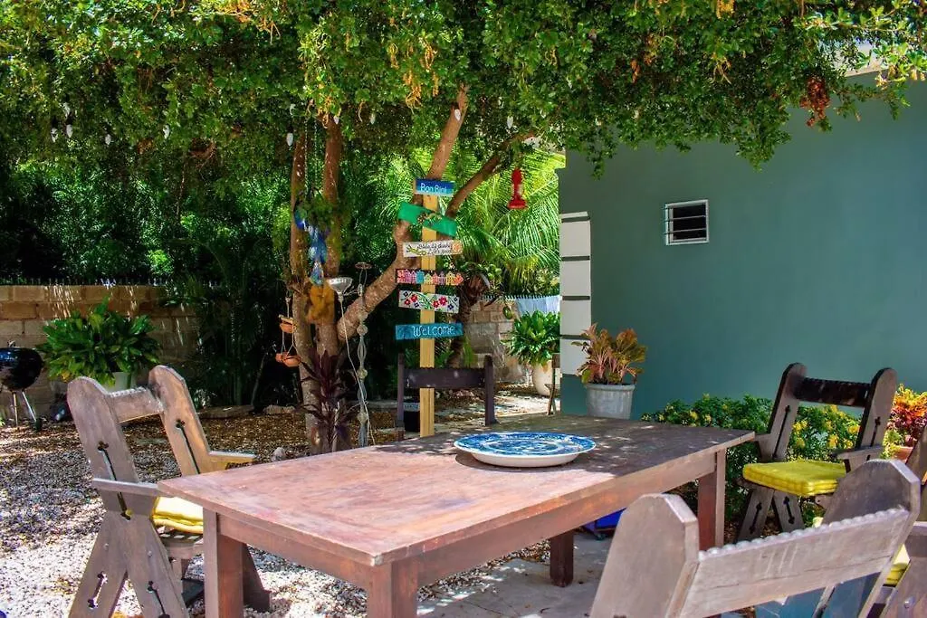 Beautiful Apartment Willemstad